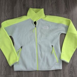 The north face NWOT fleece jacket size small with a two-tone color combination